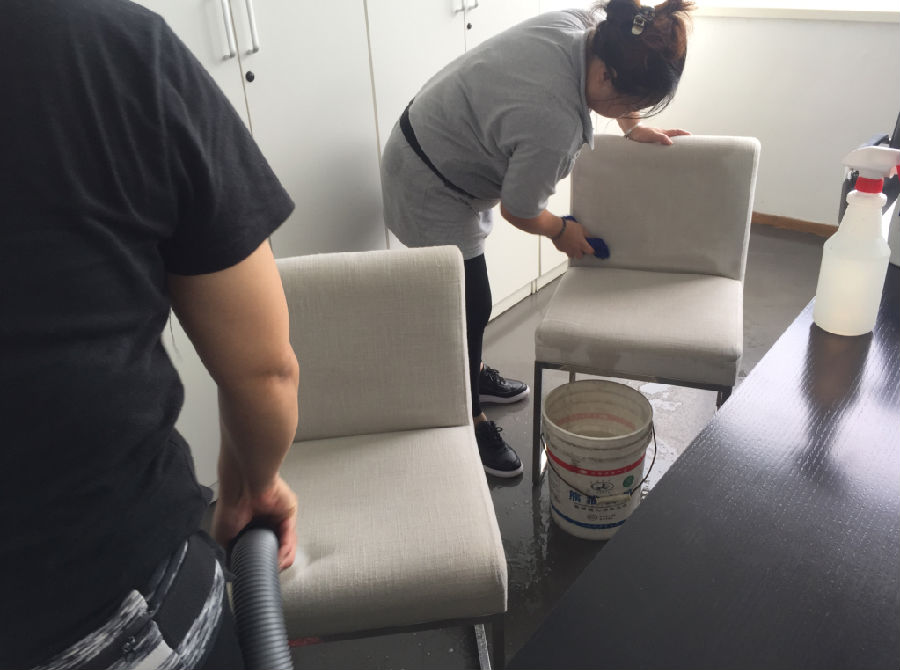 察雅县沙发清洗案例